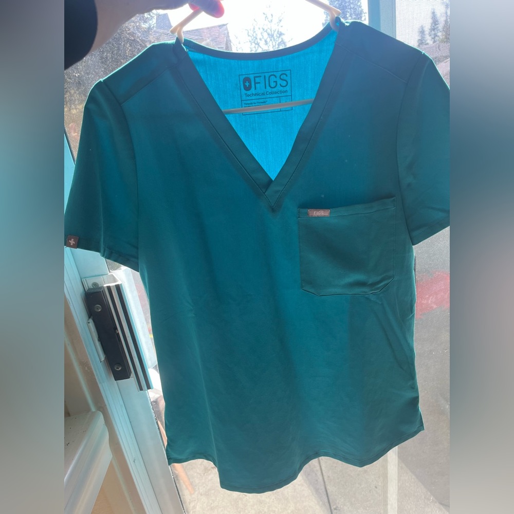 Figs teal Catarina scrub top